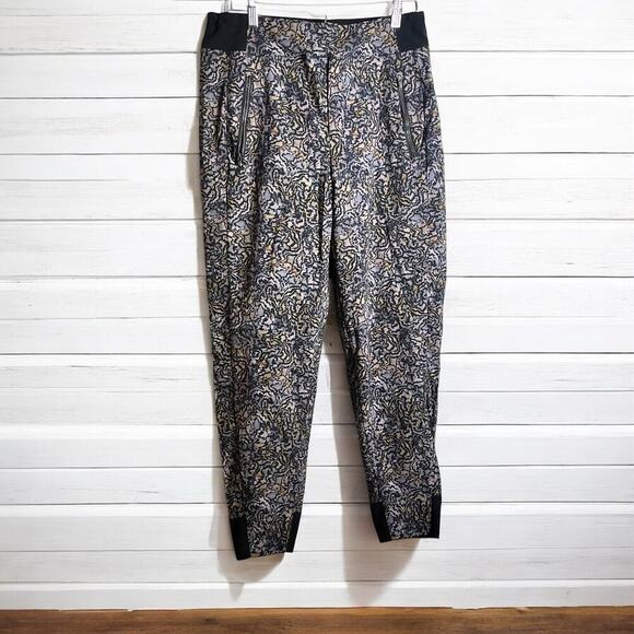 Athleta Trekkie Tapered Jogger Abstract Color-Size 10 - Picture 1 of 10